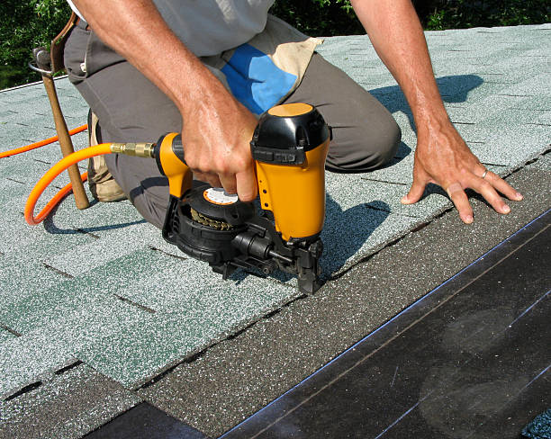 Best Shingle Roofing Installation  in North Industry, OH